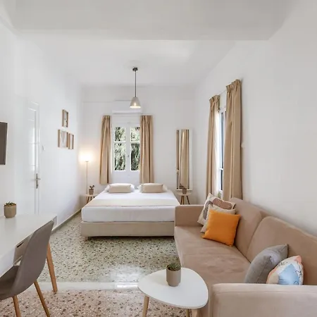 Step Studio Aparthotel *